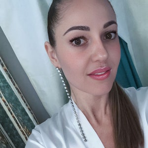 Orecchini Ilary, orecchini lunghi Swarovski, orecchini glamour