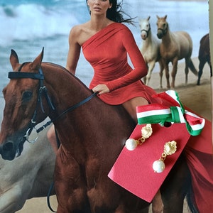 Orecchini pendenti con perla del cuore sacro, orecchini cattolici italiani, orecchini barocchi glamour