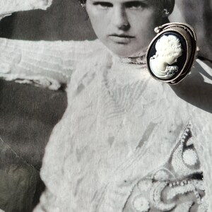 Donna Vittoria,victorian cameo ring, vintage style ring