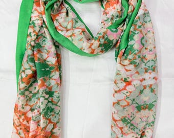 Green Floral Print Scarf – Lightweight Spring Wrap with Colorful Watercolor Pattern