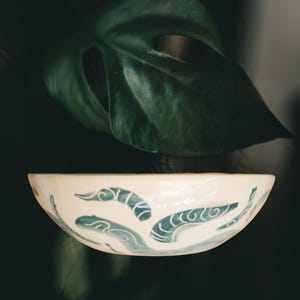 Handmade Ceramic With Bowl Sgraffito Detail, Pottery Large Bowl,  Perfect Gift, Unique Pattern, Handmade Clay Pottery Wheel