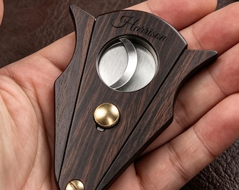 Cortador de puros personalizado, cortador de puros con nombre personalizado, accesorios de madera para puros, regalo para padrinos de boda, regalo para despedida de soltero para él.