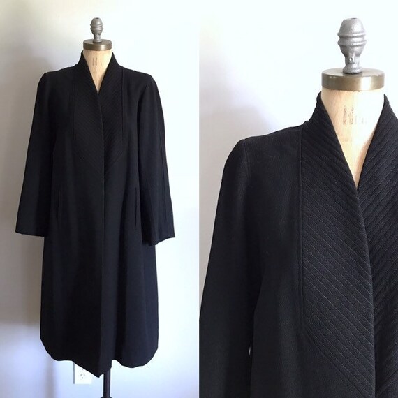 Antique Flapper Coat . 20s Black Wool . Small S
