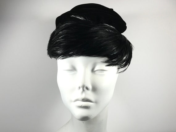 Black Retro Feather Hat