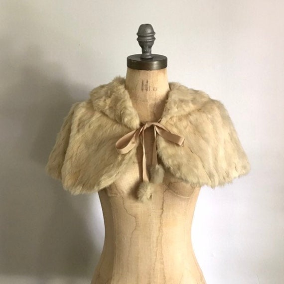 Antique Ivory Fur Collar Cape Shawl White