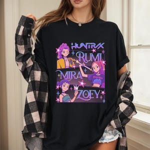 Huntrix Girl T-Shirt,Kpop Demon Hunters Shirt,Mira Rumi Joey Tee,Kpop Idol Group Merch,Fun Graphic Gift Idea for Kpop Lover and Huntrix Fans