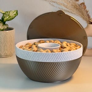 Snack Box con scomparto per rifiuti integrato / Ciotola moderna per pistacchi e noci con coperchio n. 1
