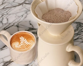 Minimalistisches Keramik-pour-over-Kaffee-Werkzeug - Handgefertigter Dripper und Karaffe für die langsame Kaffeezubereitung | Wabi-Sabi Stil