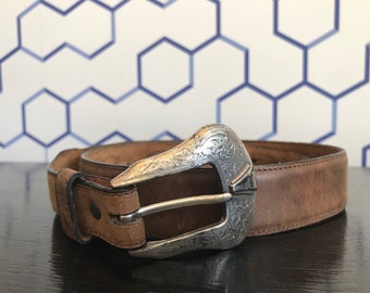 Beautiful Vintage Resistol western leather belt..