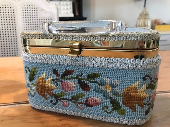 Amazing needlepoint Julius Resnick box purse with