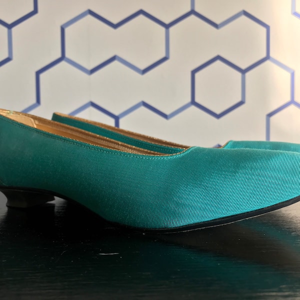 Amazing Teal Vintage 1960’s OOmphies