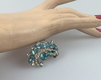 Swirling Beauty Beholds - Vintage 1940s Aqua Blue Turquoise Blue Rhinestone Fur Dress Clip Pin Brooch