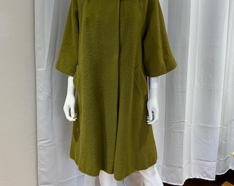 The World is Hers - Vintage 1960s Lili Ann Avocado Green Wool