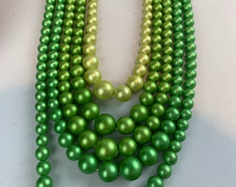 Mojitos For Before Four - Vintage 1950s 1960s Shades of Green Ombre Faux Pearl 5 Strand Necklace