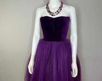 Belle of the Ball - Vintage 1950s Deep Violet Velvet & Tulle Ballerina Evening Cocktail Gown Dress