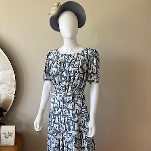 Ready For Summer - Vintage 1930s Patterned Slate Blue & Off White Rayon Dress - 6