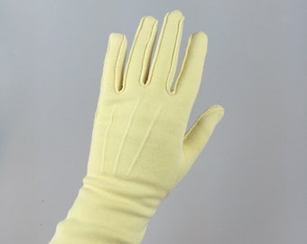 Alas She Had Waited Long Enough - Vintage 1950s 1960s Shalimar Banana Yellow Nylon Over Wrist Gloves - 7