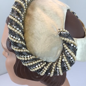 She Was More Than Statuesque - Vintage 1950s Ecru Ivory Velvet & Beaded Sculpted Caplet Hat