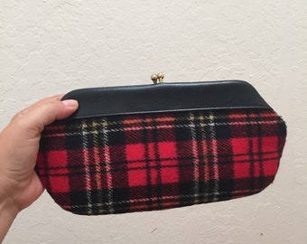 She Knew Her Plaids - Vintage 1950s Red & Black Plaid Wool Small Clutch Handbag Purse