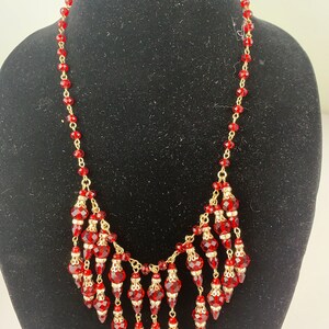 She Was Dangling In Suspense Vintage 1950s 1960s Festoon Ruby Red Facet Cut Glass Dangle Bib Necklace image 3