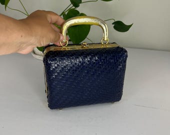 Capri im August – Vintage Lesco Lona Handtasche aus marineblauem Vinyl-Geflecht aus den 1950er/60er Jahren