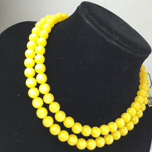 Moon Beam Moments Vintage 1950s NOS Coro Yellow Moonglow Lucite Beads Necklace & Earring Set image 4