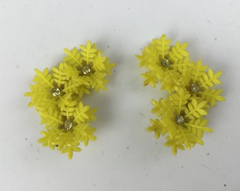 Climbing to Higher Heights - Vintage 1950s Canary Yellow Soft Plastic Floral Climber Earrings