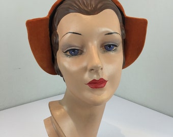 Smiles Go For Days - Vintage 1940s Rust Pumpkin Rayon Velour Juliet Caplet Hat