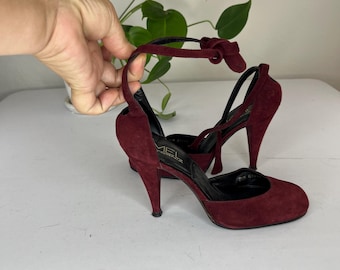 Trudeau at 54 - Vintage 1980s Burgundy Suede Front Ankle Strap Disco Heels Sandals - 8.5M