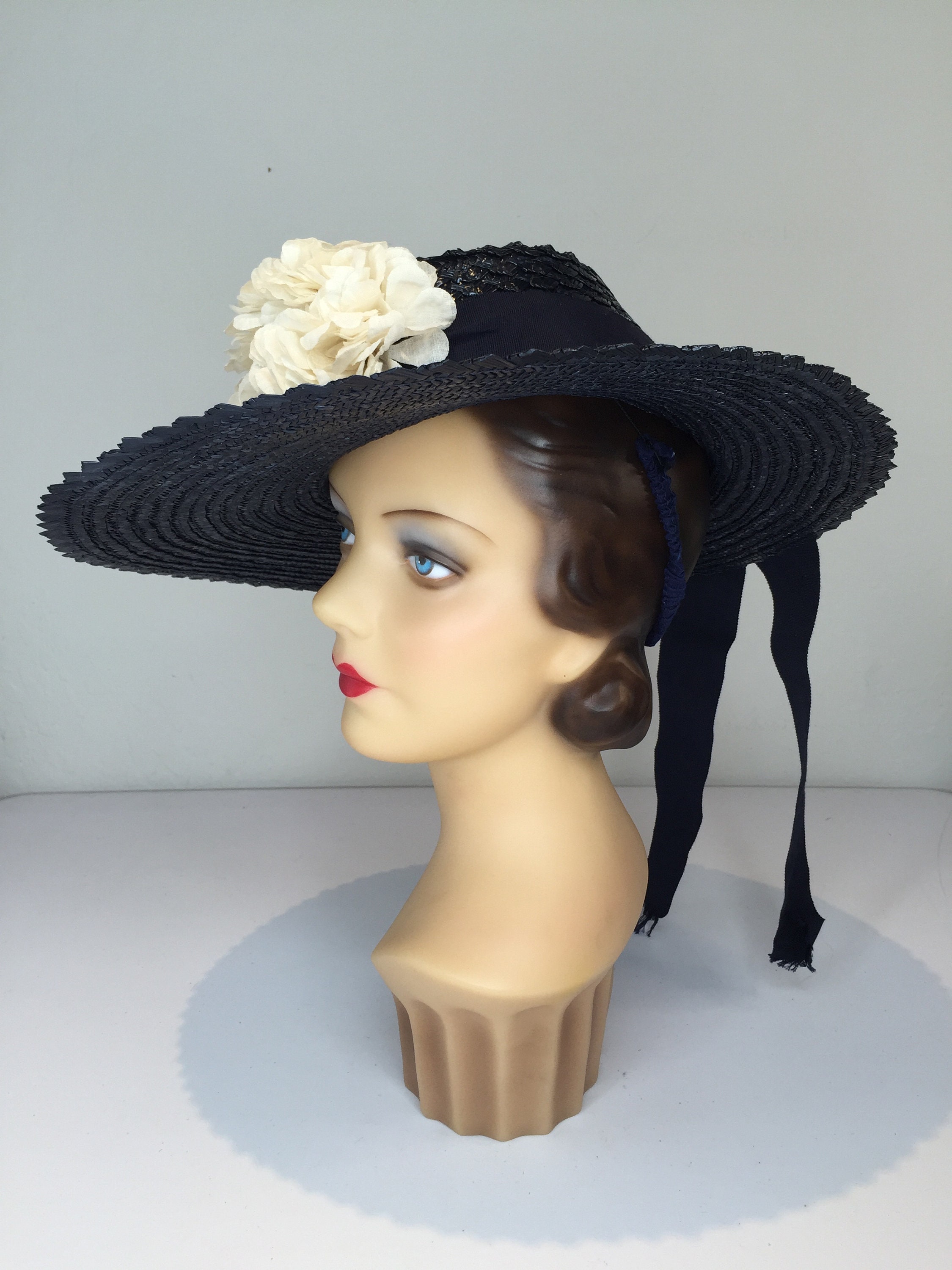 She Had That Look About Her - Vintage 1930s 1940s Classic  display picture 2