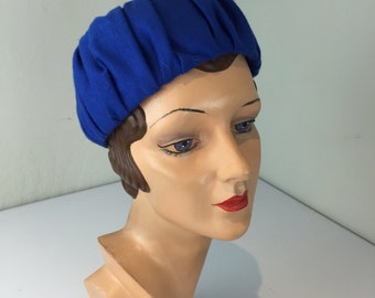 A Gentle Look - Vintage 1950s 1960s Royal Blue Wool Felt Soft Pill Box Hat