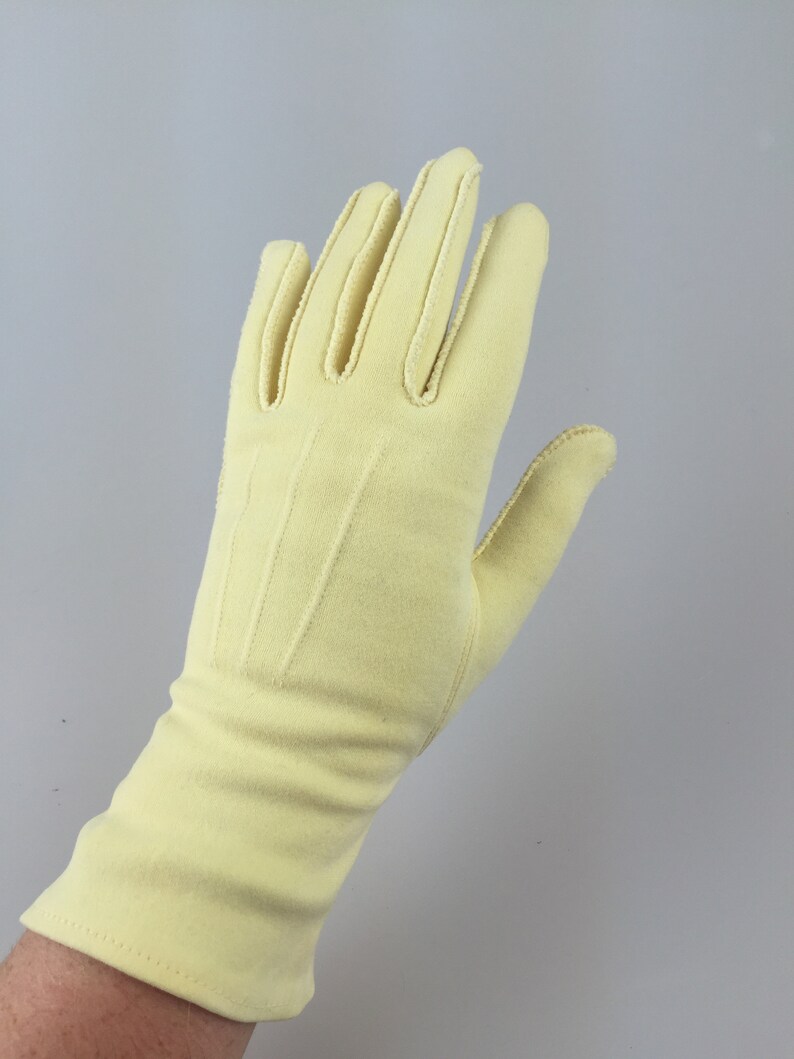 Alas She Had Waited Long Enough Vintage 1950s 1960s Shalimar Banana Yellow Nylon Over Wrist Gloves 7 image 3