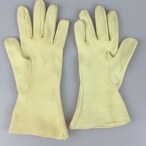 Alas She Had Waited Long Enough Vintage 1950s 1960s Shalimar Banana Yellow Nylon Over Wrist Gloves 7 image 6