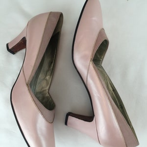 Fashion Made Easy Vintage 1960s NOS Shell Pink Muted Pearl & Nubuck Leather Heels 7.5/8AA image 6