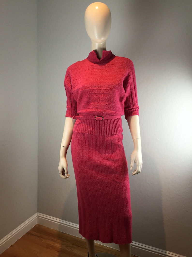 Agnes & Penny Have a Powerful Punch Vintage 1950s Bermuda Punch Pink Wool Knit Sweater Skirt Set M image 10