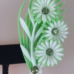 A Smart Bouquet Vintage 1950s 1960s NOS Bright Green & White Soft Plastic Floral Climber Clip On Earrings image 7
