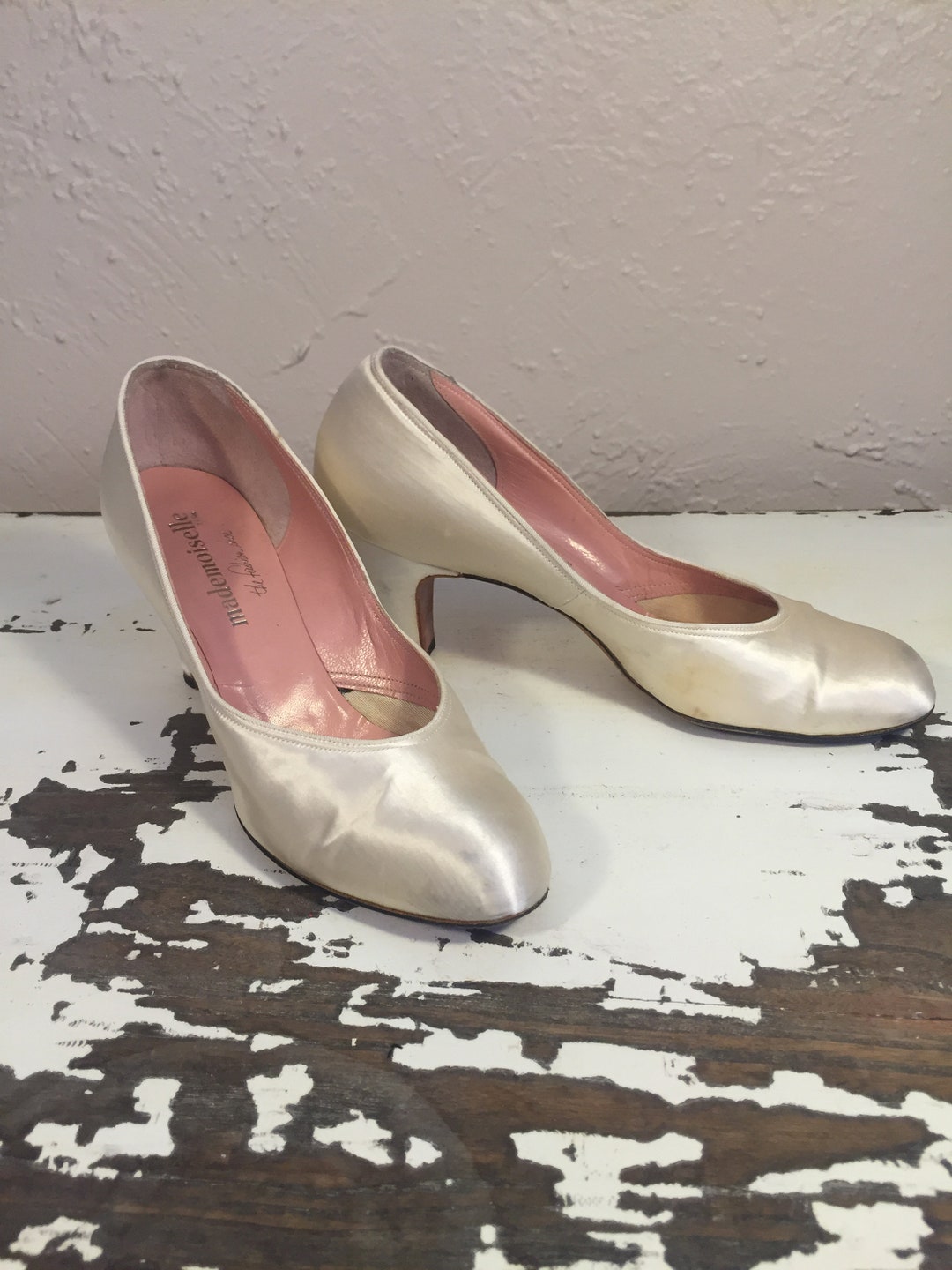 Walking Down the Aisle Vintage 1940s Ivory Satin Pumps Shoes