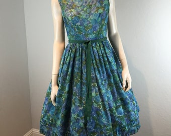 Dressed For Shopping - Vintage 1950s 1960s Cotton Blue & Green Floral Lightweight Dress - 2/4