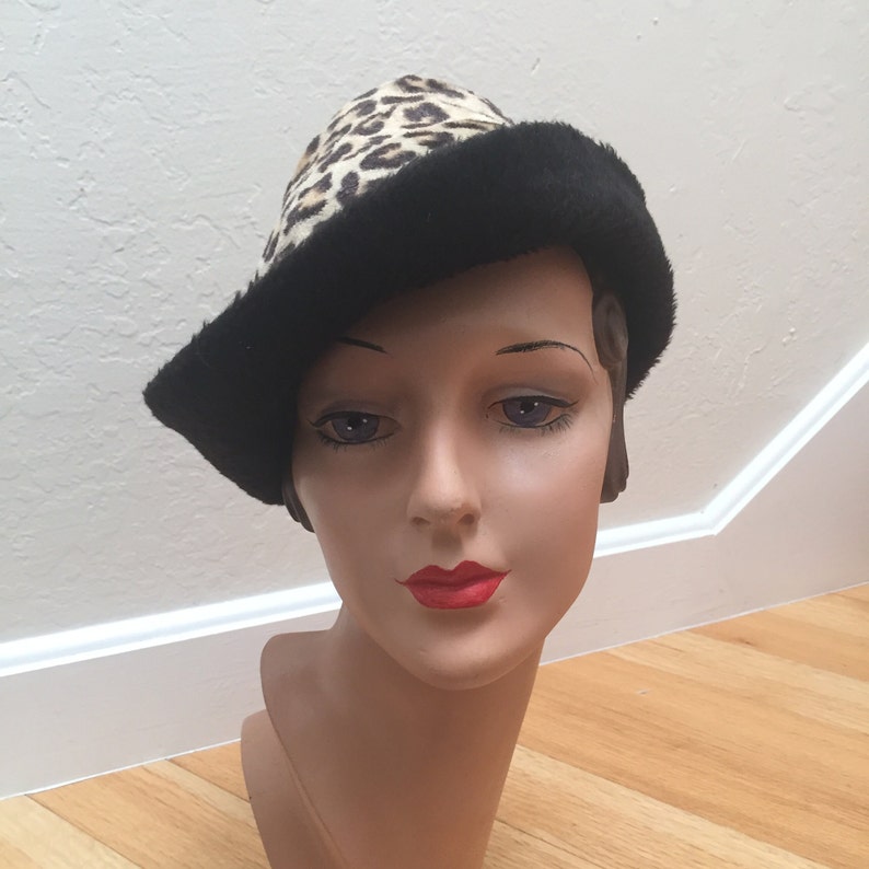 Avenue Book Browsing Vintage 1950s 1960s Faux Fur Leopard Cloche Beehive Slouch Convertible Hat image 1
