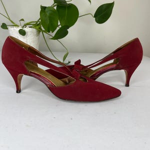 Cranberry Jam - Vintage 1960s Garnet Red Faux Nubuck Leather Heels - 8.5M
