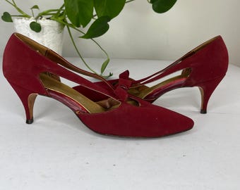 Tranbärssylt - Vintage 1960-tals Granatröda Klackskor i Konstnubuckläder - 8,5 M