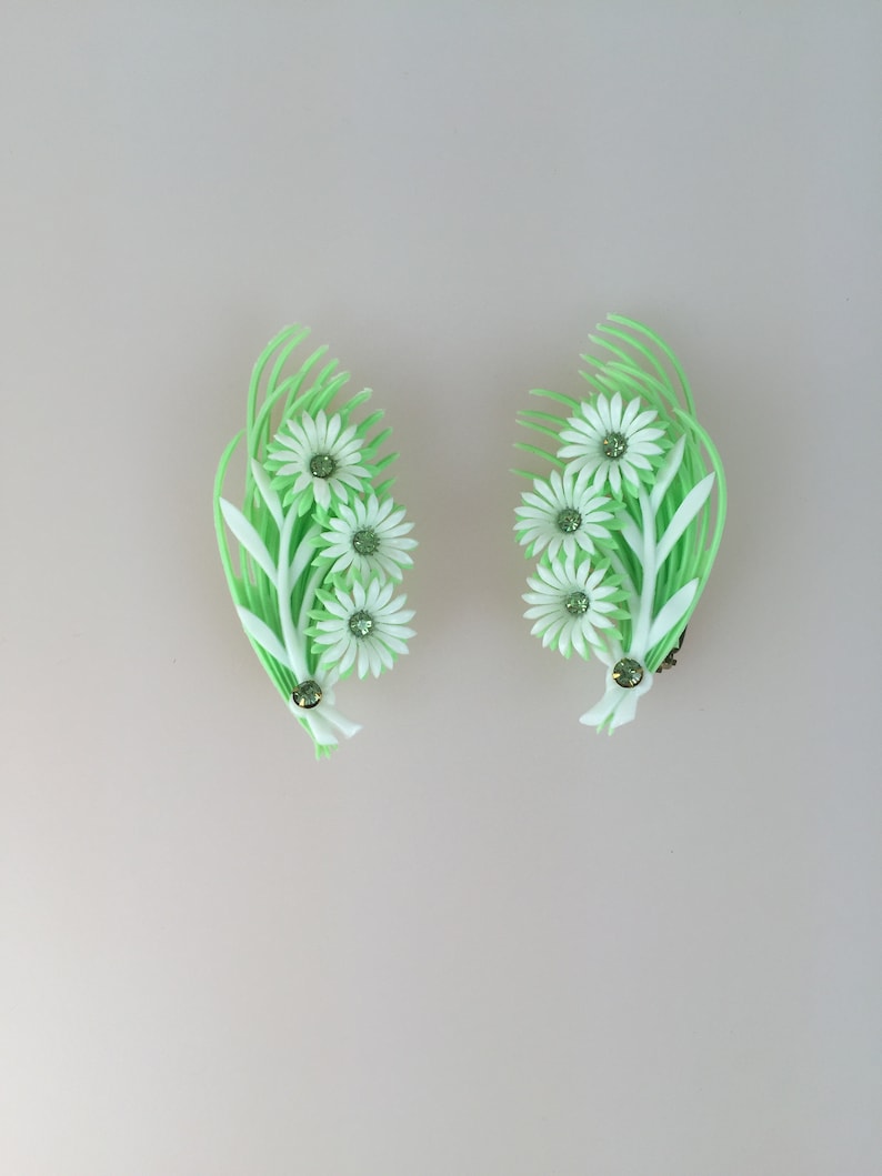 A Smart Bouquet Vintage 1950s 1960s NOS Bright Green & White Soft Plastic Floral Climber Clip On Earrings image 1