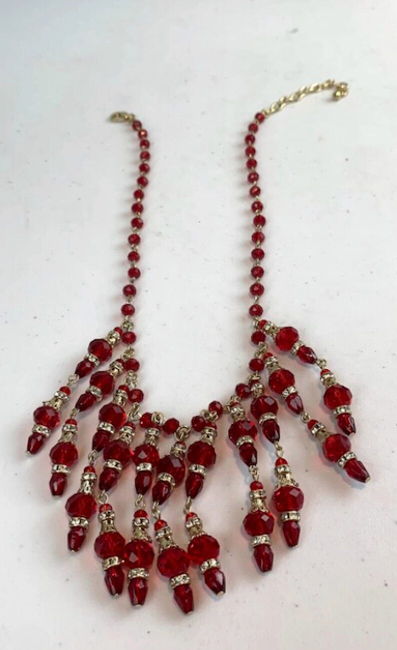 She Was Dangling In Suspense Vintage 1950s 1960s Festoon Ruby Red Facet Cut Glass Dangle Bib Necklace image 1