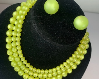 Your Colour Urge - Vintage 1950s Chartreuse MoonGlow Bead Necklace & Earring Set - Rare Colour