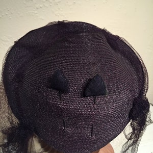 She Was an English Violet Vintage 1940s Dark Plum Purple Straw Slant Caplet Hat w/Matching Veil image 7