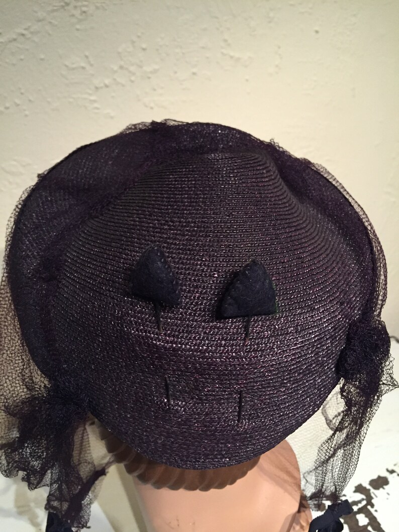 She Was an English Violet Vintage 1940s Dark Plum Purple Straw Slant Caplet Hat w/Matching Veil image 7