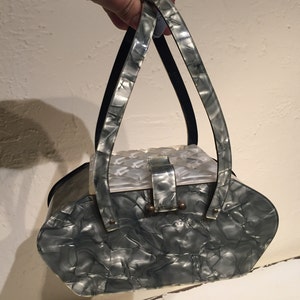 You&#39;ll Be Pea Green With Envy - Vintage 1950s Slate Gray Marbled Lucite Footed Coffin Box Handbag Purse