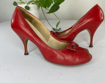 Louis Vuitton 2000s Bow Denim Monogram Kitten Heels Pumps - Etsy