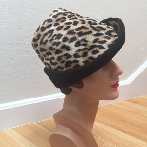 Avenue Book Browsing Vintage 1950s 1960s Faux Fur Leopard Cloche Beehive Slouch Convertible Hat image 3