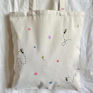 Bestickte Einkaufstasche / Handbestickte Einkaufstasche
